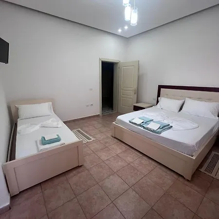 Albergue Internacional *